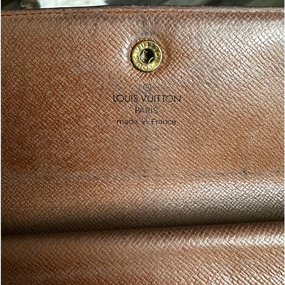 Louis Vuitton international crossbody. #MI1923 - Picture 7 of 8
